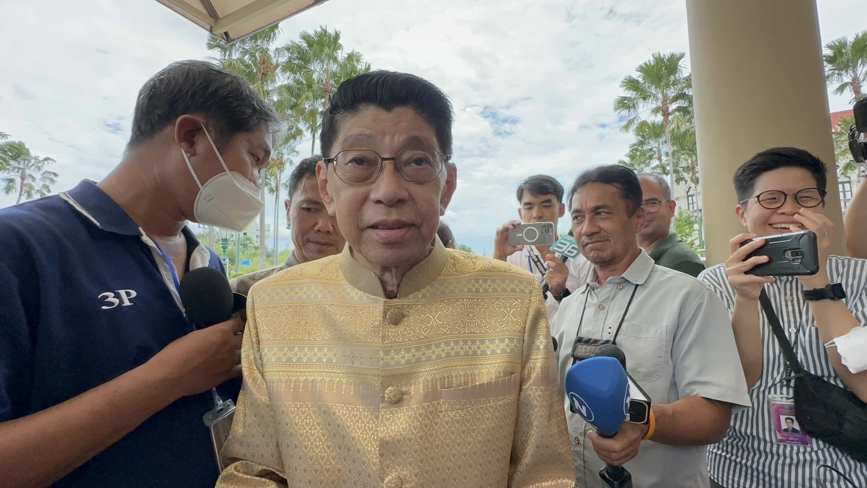 นายวิษณุ เครืองาม รองนายกฯ ขอวางมืองานทางการเมือง 