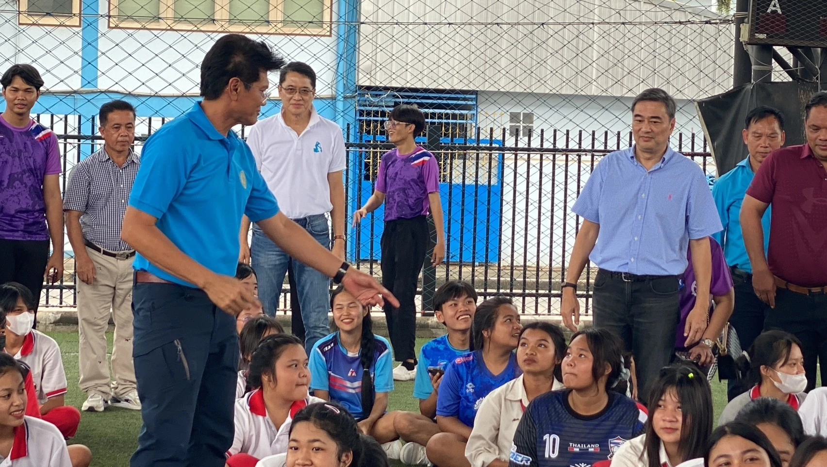 ‘ชวน-อภิสิทธิ์’ แท็กทีมแกนนำ ‘ประชาธิปัตย์’ ลุยหาเสียงช่วย ‘หมอบัญญัติ’
