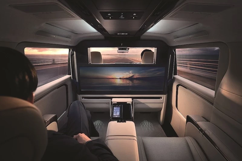 All new Lexus LM 350h 