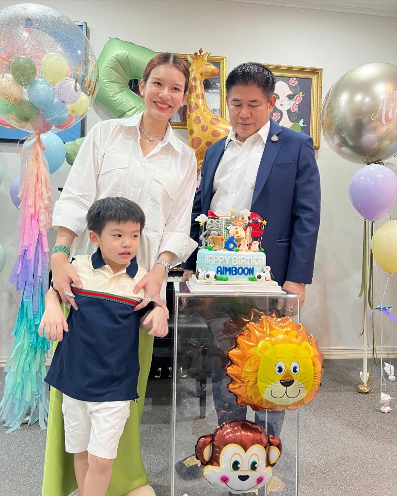 จุ๊บจิ๊บ ธนพร-ธรรมนัส พรหมเผ่า-ลูกชาย