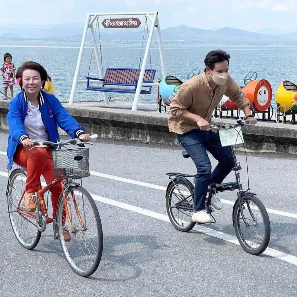 เจี๊ยบ อมรัตน์-พิธา ลิ้มเจริญรัตน์