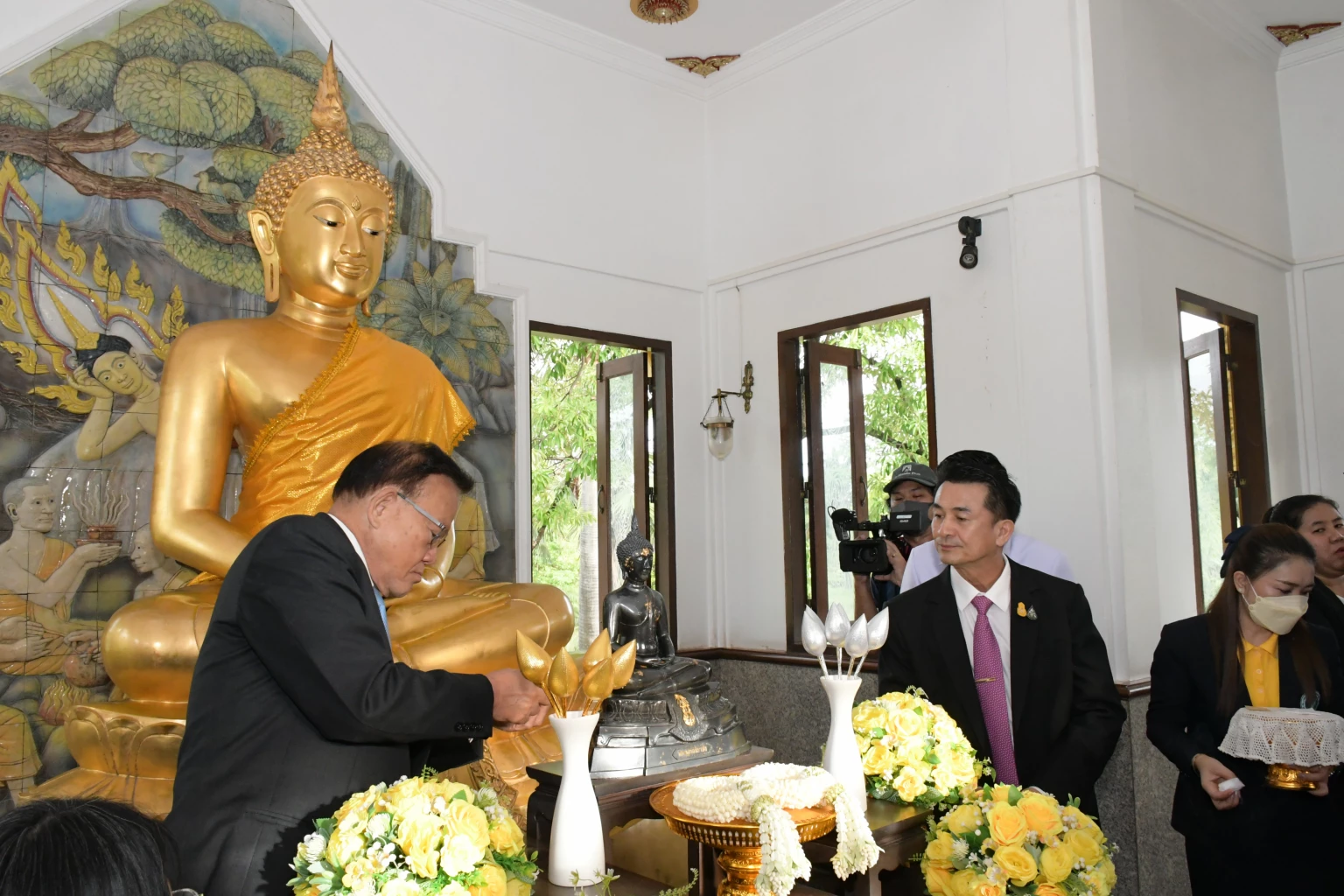 ชลน่าน-สันติ เข้ารับตำแหน่งรัฐมนตรี สธ. เตรียมแถลงนโยบายกระทรวง