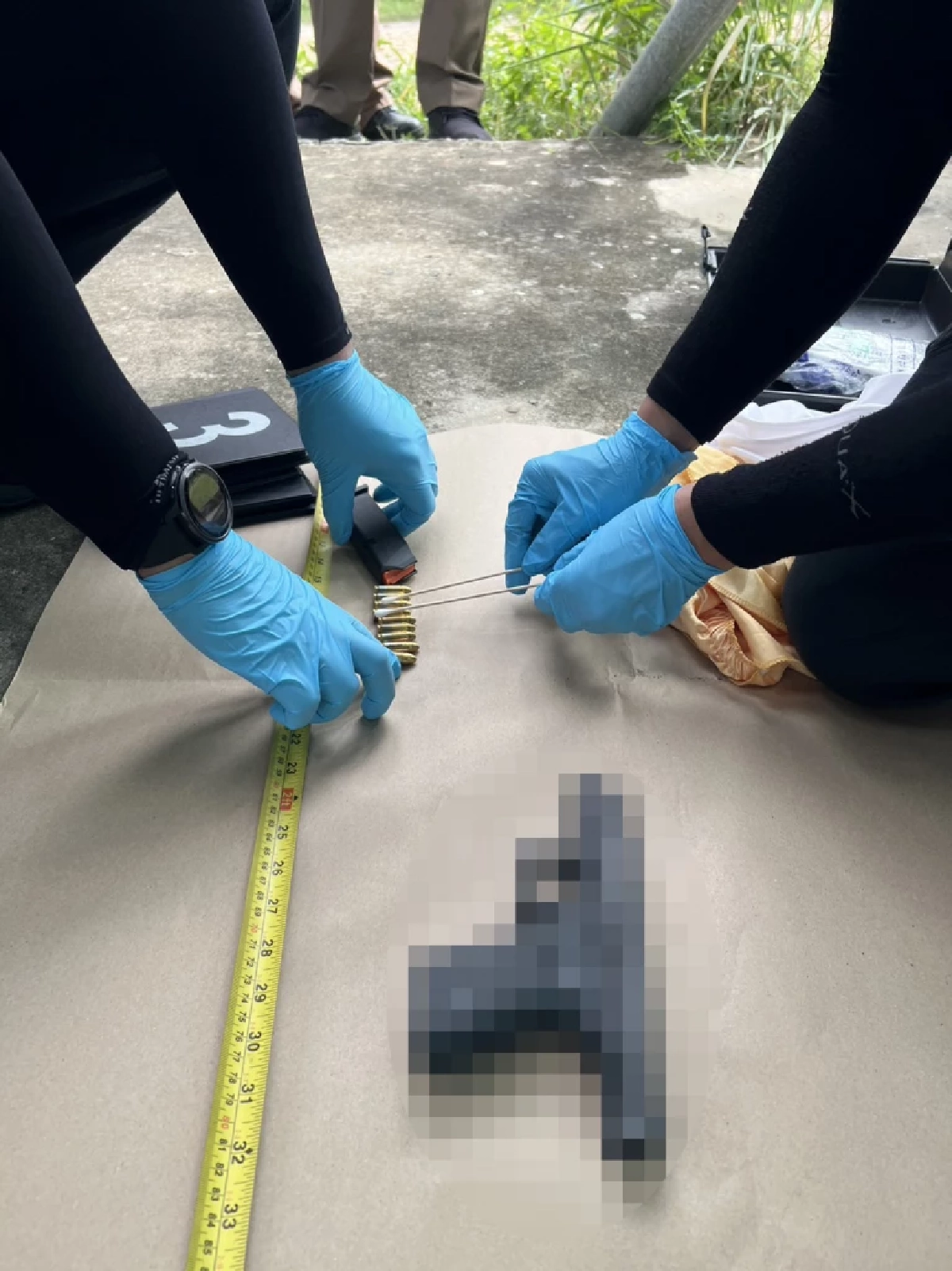 อาวุธปืนที่ใช้ยิง สารวัตรแบงค์ ถูกนำไปฝังดิน