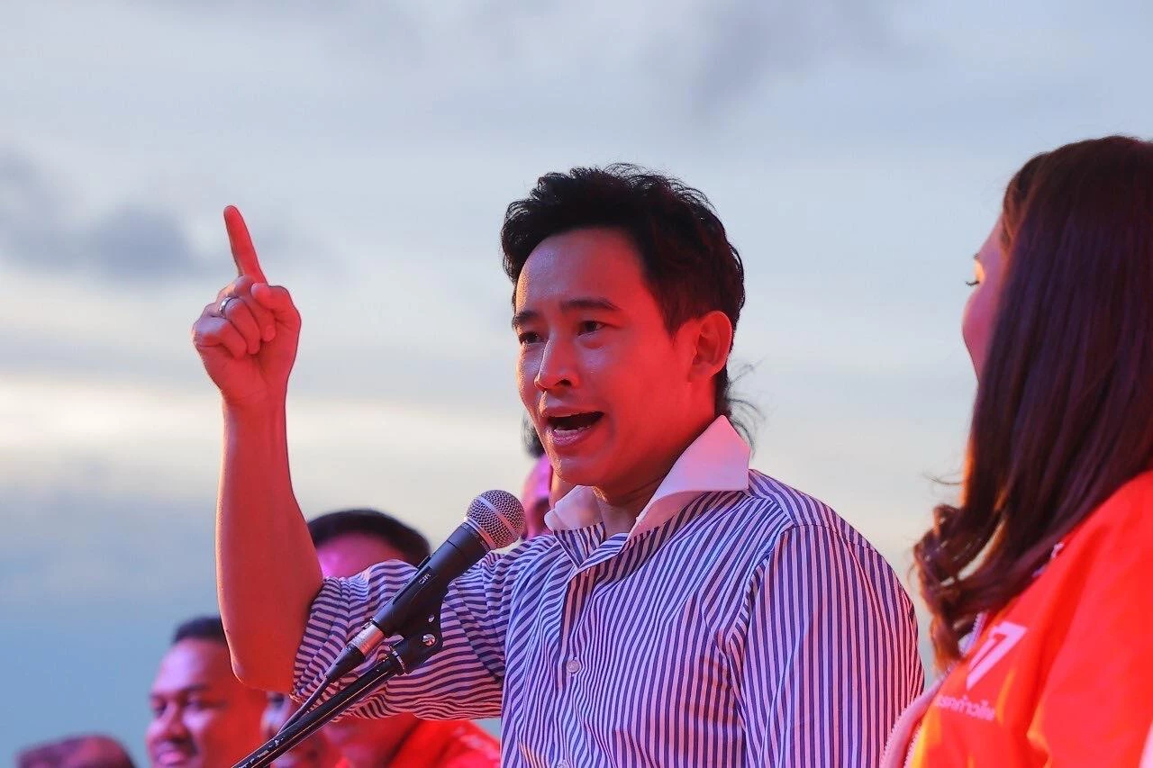 พิธา ประกาศลาออกหัวหน้าพรรคก้าวไกล