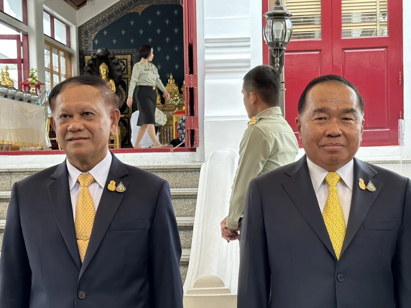 ‘สุทิน’ มากับพระ ถือฤกษ์ดีเลข 13-13-13 เข้าปฏิบัติหน้าที่ ‘รมว.กลาโหม’