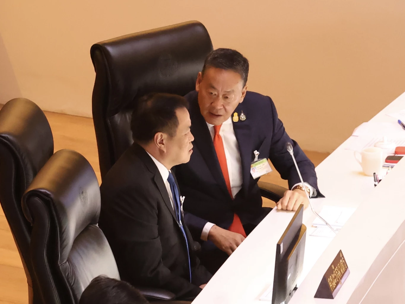 ‘เนชั่นโพล’ เผยคนไทยเชื่อมั่นรัฐบาล ‘เศรษฐา’ ปานกลาง-จี้เร่งลดราคาพลังงาน