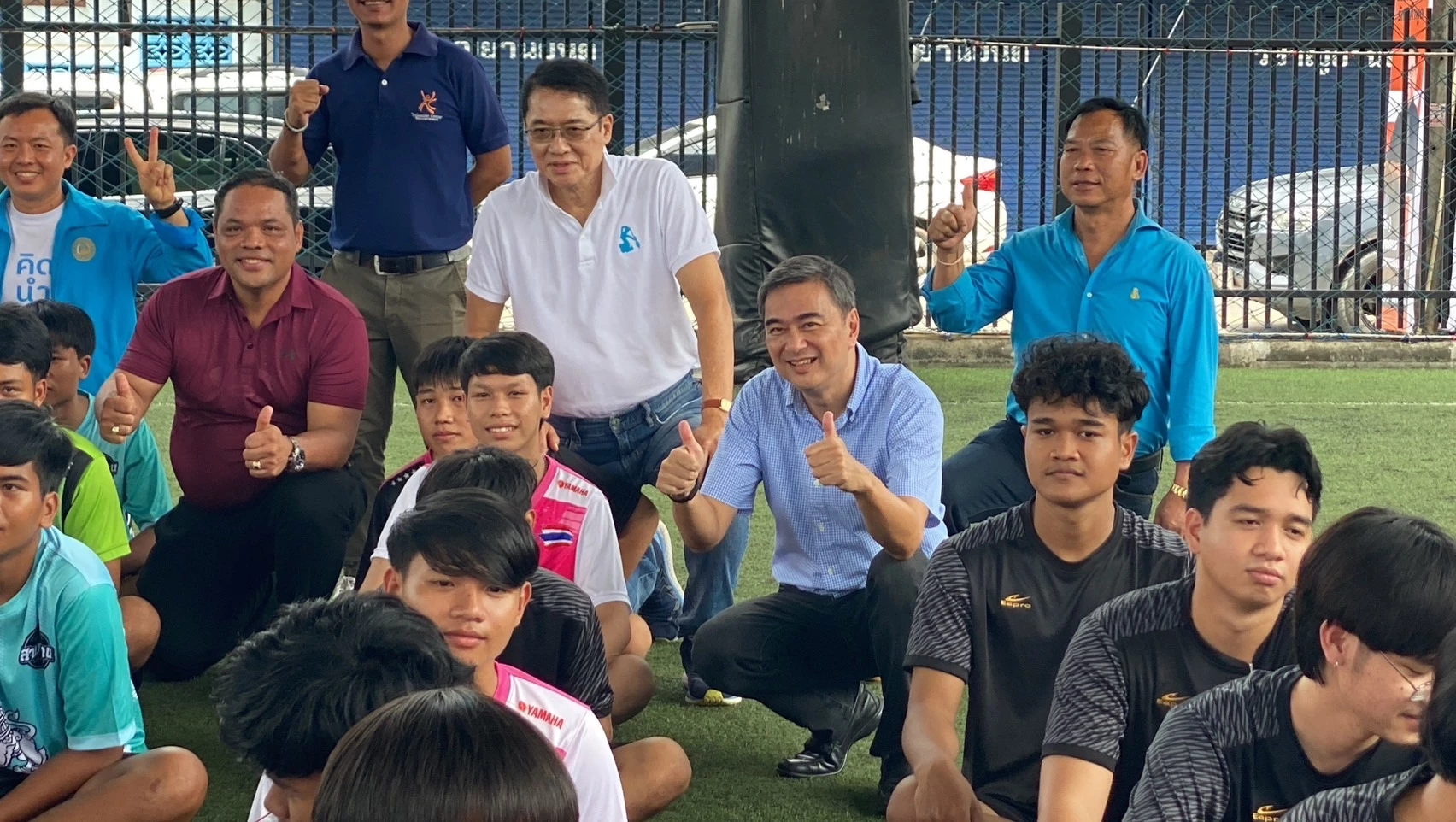 ‘ชวน-อภิสิทธิ์’ แท็กทีมแกนนำ ‘ประชาธิปัตย์’ ลุยหาเสียงช่วย ‘หมอบัญญัติ’