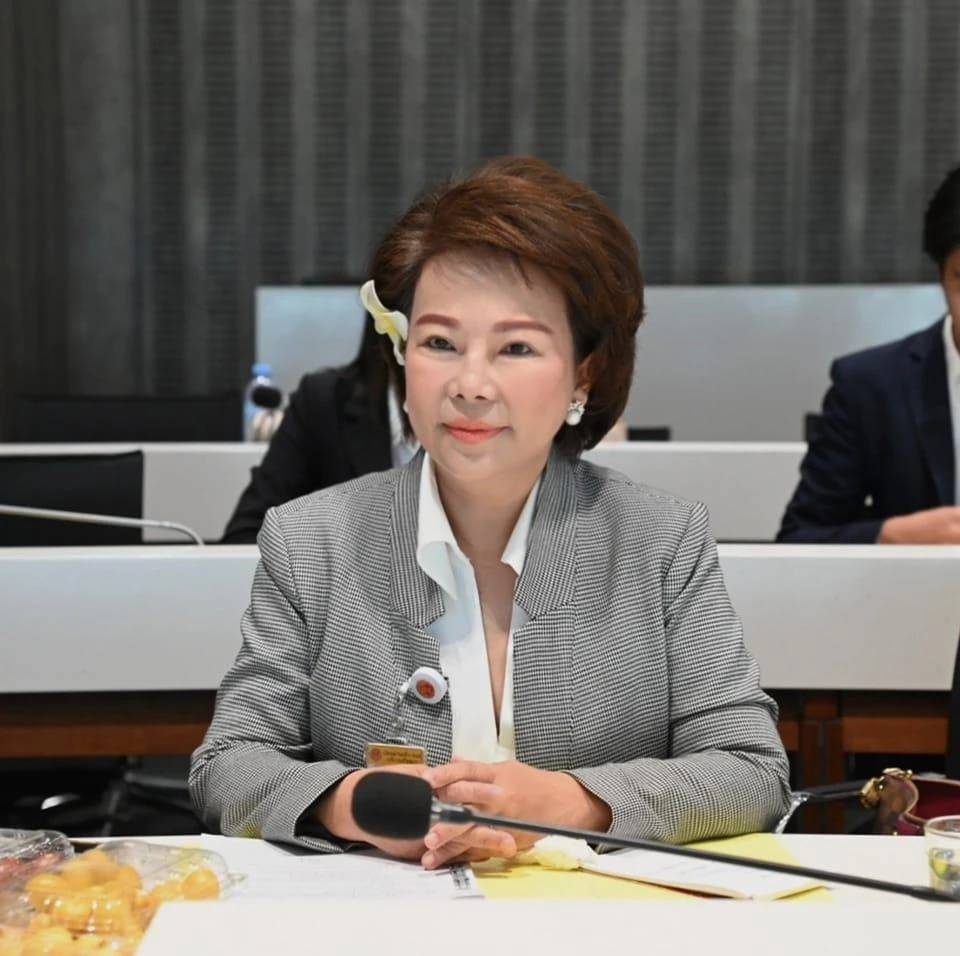 นางอมรัตน์ โชคปมิตรกุล กรรมการบริหารพรรคก้าวไกล