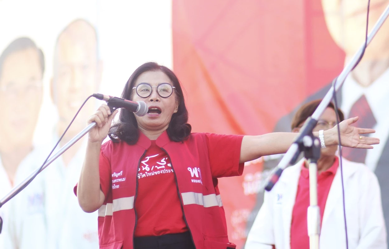 เปิดประวัติ 'เดือน มนพร' รมช.คมนาคม 'รมต.หญิงคนแรก' จ.นครพนม