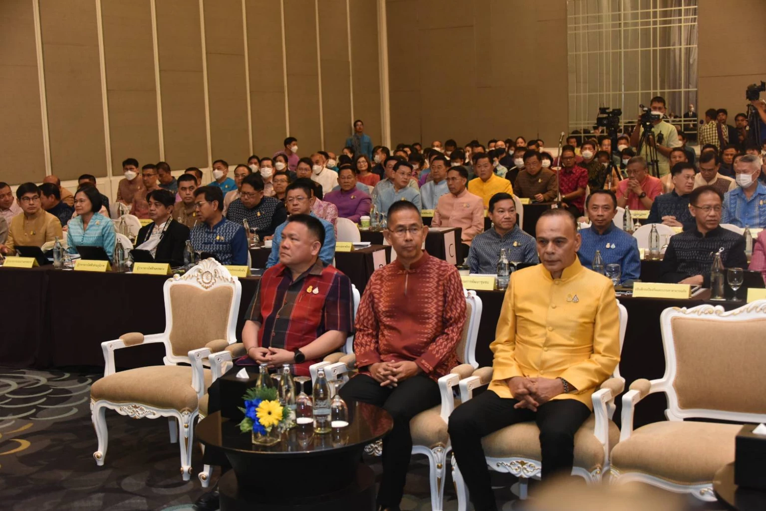 เกลือจิ้มเกลือ 'อนุทิน' ยื่นดาบให้ 'ชาดา ไทยเศรษฐ์' ลุยปราบมาเฟีย