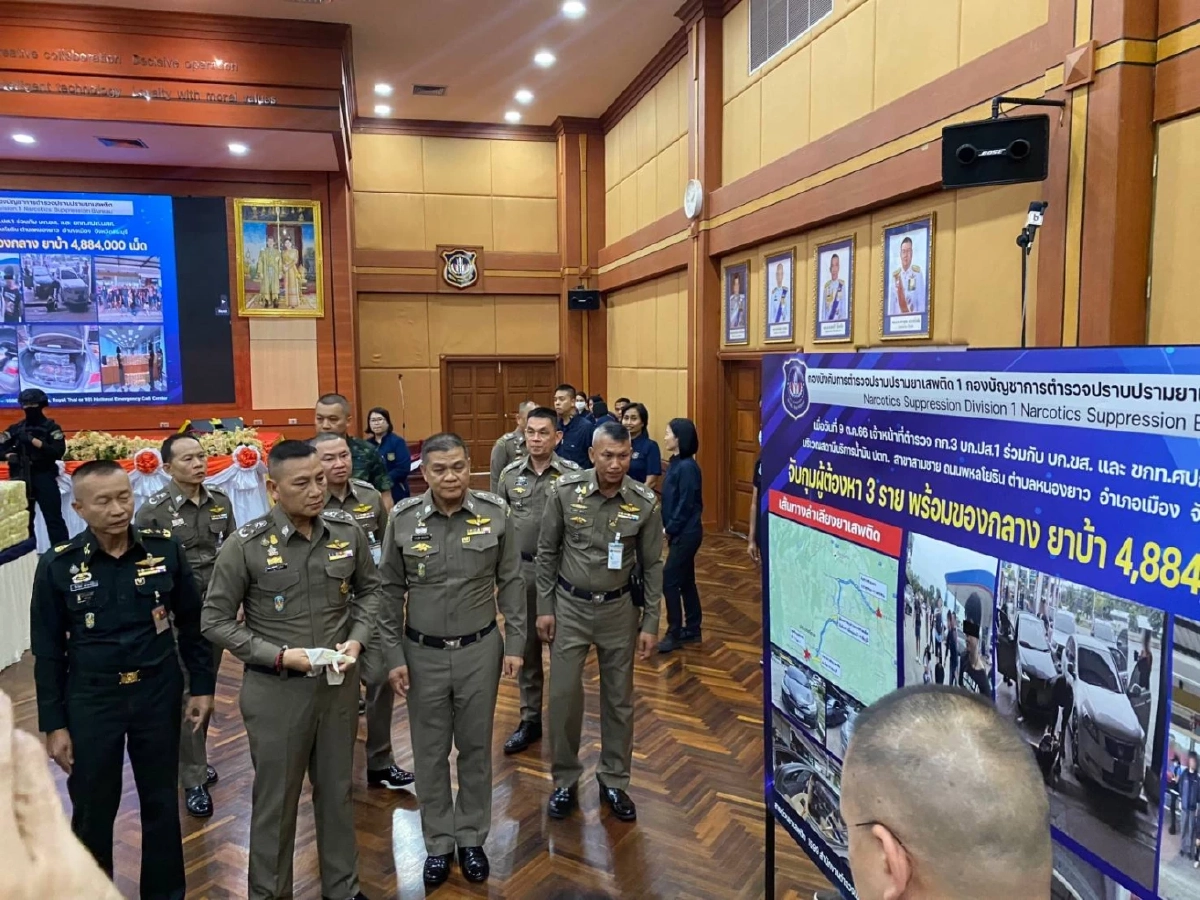 รอง ผบ.ตร. แถลงจับเครือข่ายยาเสพติด ยึดยาบ้า 12 ล้านเม็ด