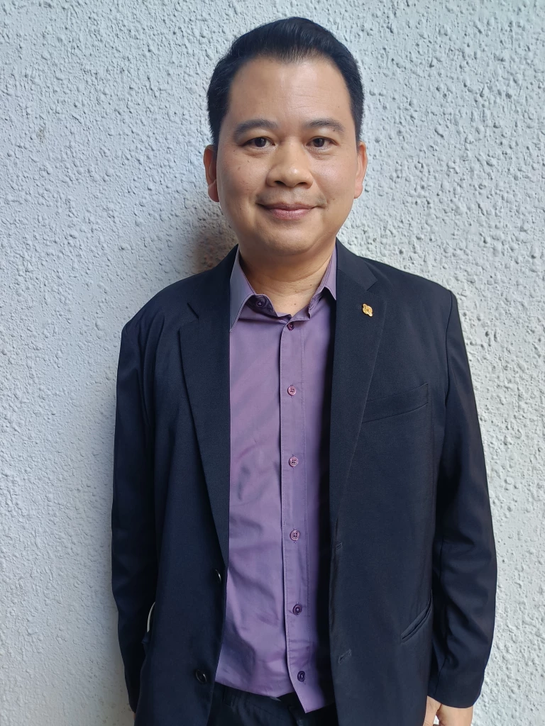 ผศ.วันวิชิต บุญโปร่ง อาจารย์ประจำภาควิชารัฐศาสตร์ มหาวิทยาลัยรังสิต