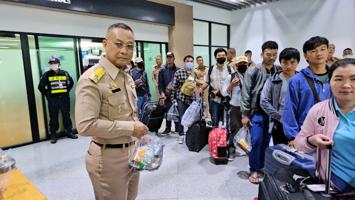 90 'แรงงานไทย' จาก 'อิสราเอล' กลับถึง ประเทศไทย แล้ว