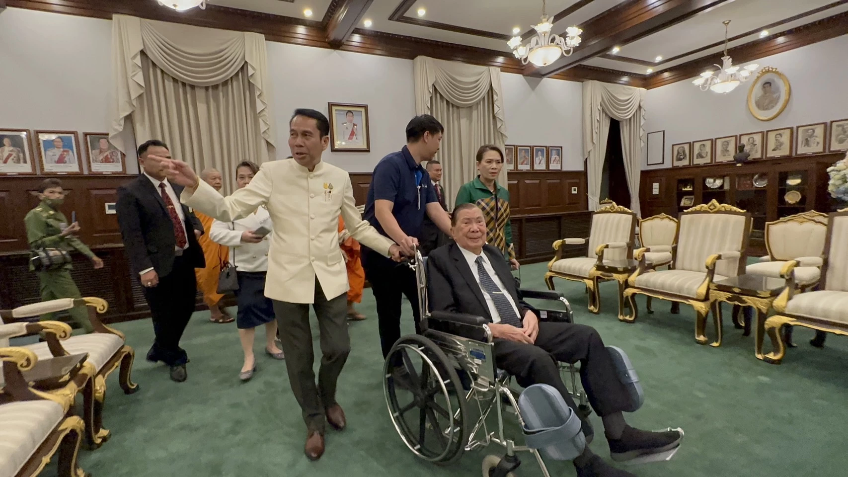 บิ๊กจิ๋ว-สุทิน