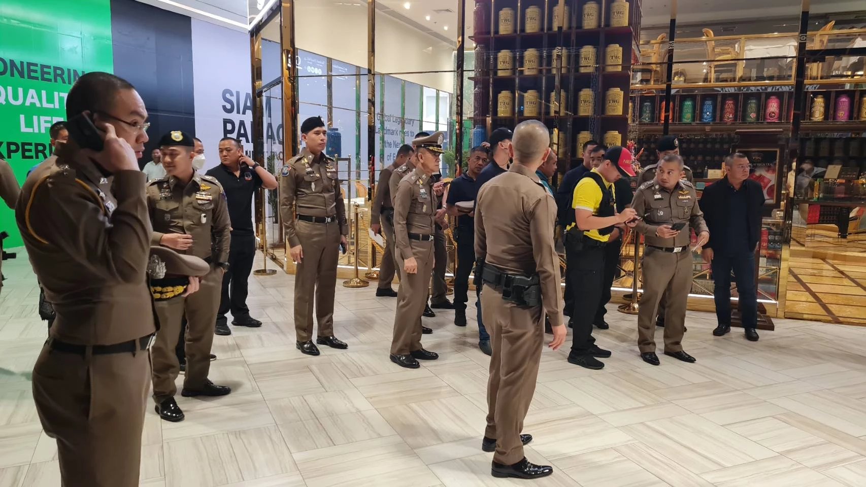 ‘นายกฯเศรษฐา’ เสียใจ ลงพื้นที่ ‘พารากอน’ ตรวจสอบที่เกิดเหตุยิง