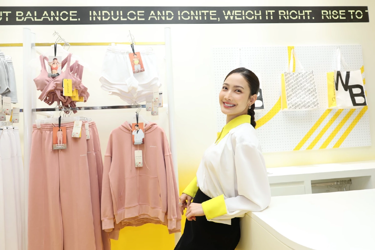 Wakingbee by Mark Kim