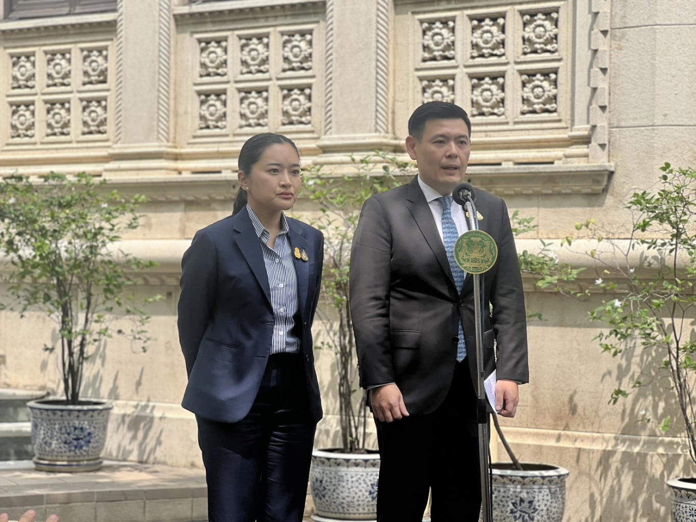 'บัวแก้ว' เผยจีนเข้าใจเหตุ ‘กราดยิงสยามพารากอน’ ขออย่าโฟกัสตัวเลข นทท.