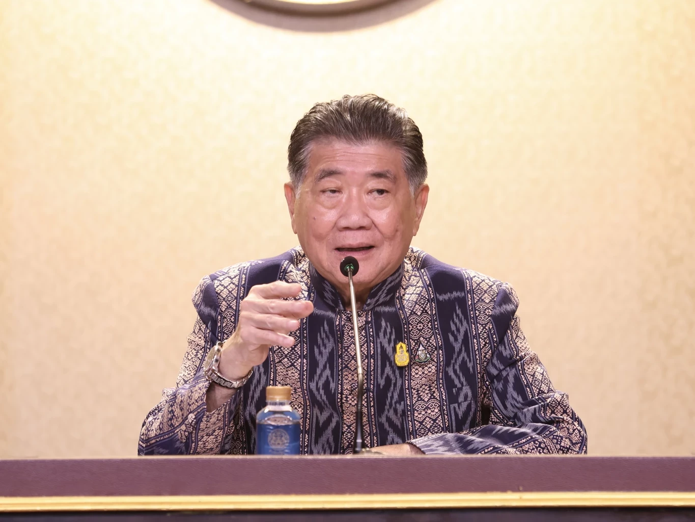 ภูมิธรรม เวชยชัย ประธานคณะกรรมการศึกษาแนวทางแก้ รธน.