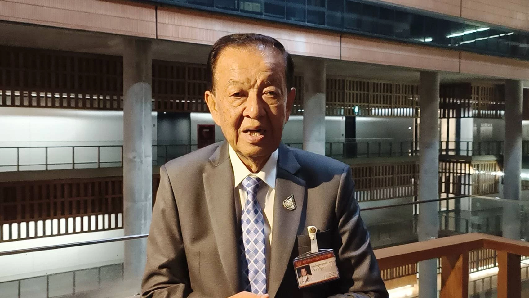 นายวันมูหะมัดนอร์ มะทา ประธานสภาผู้แทนราษฎร 