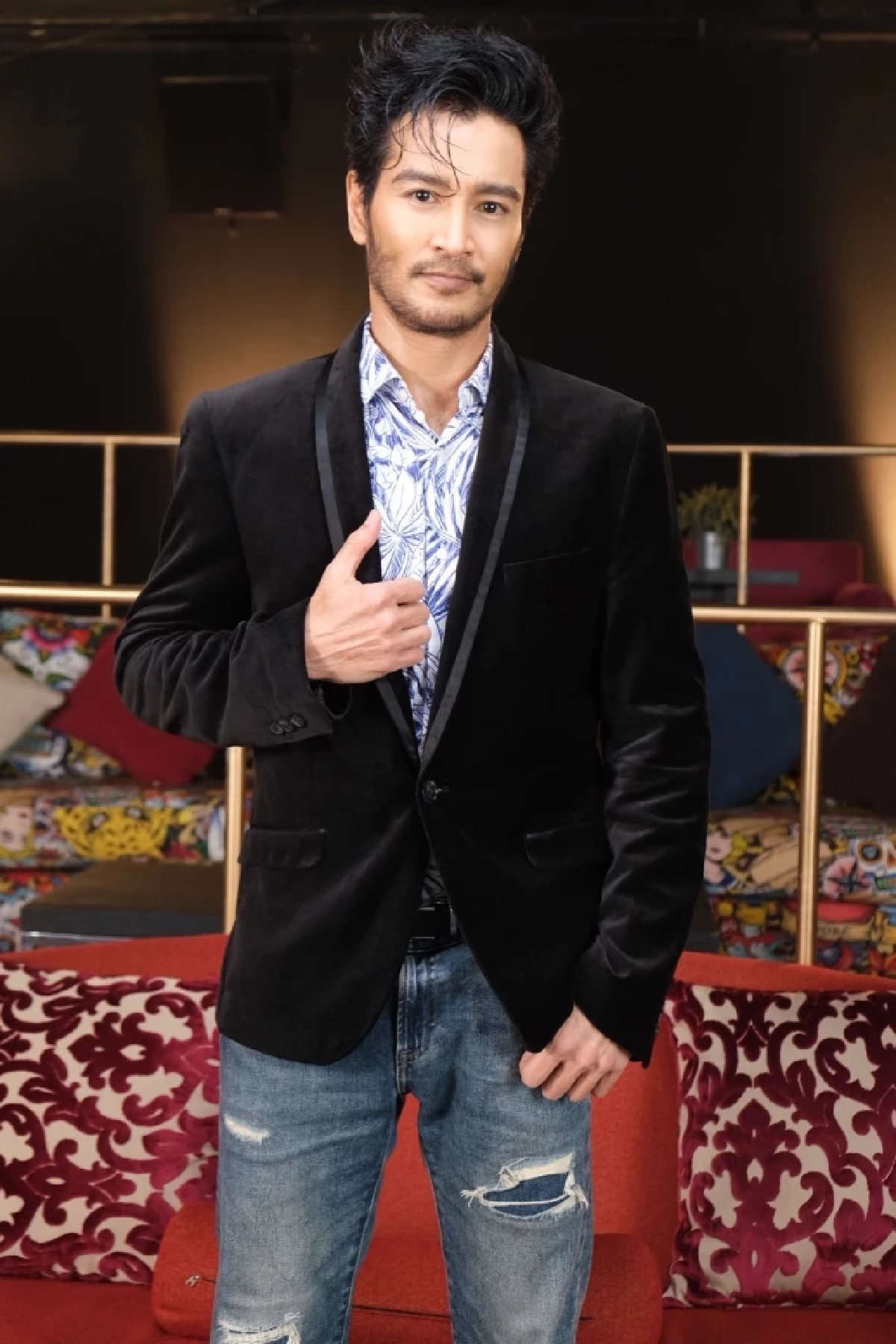 "กอฟ อัครา"