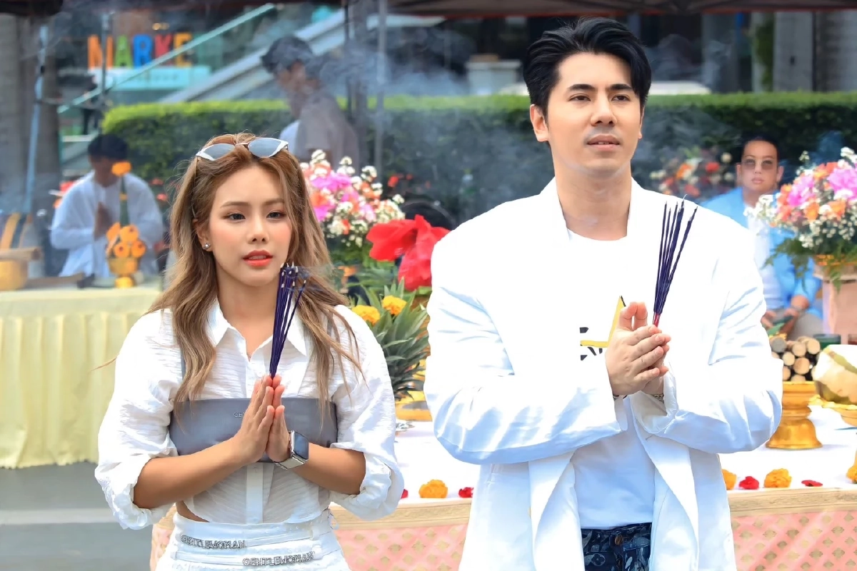 Beyond The Star เส้นทางรักพิชิตดวงดาว