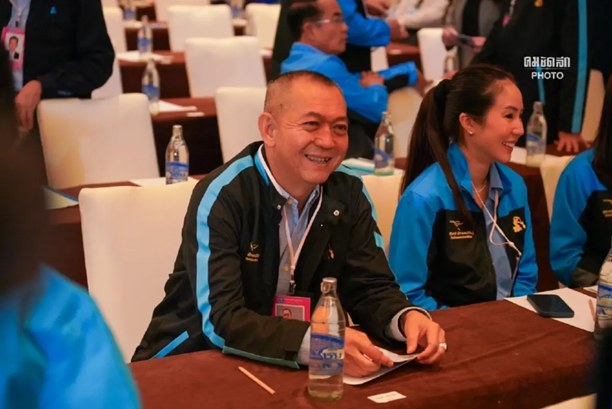 นายเฉลิมชัย ศรีอ่อน