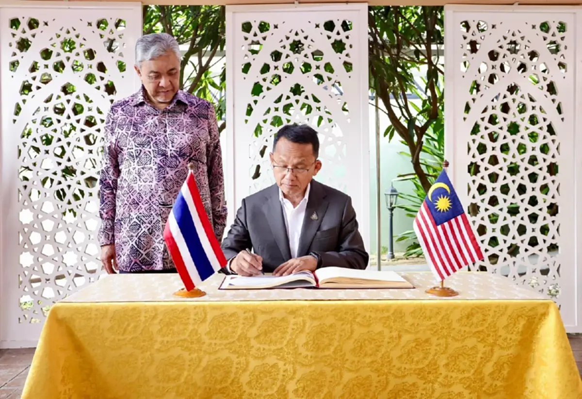 นายสมศักดิ์ เทพสุทิน