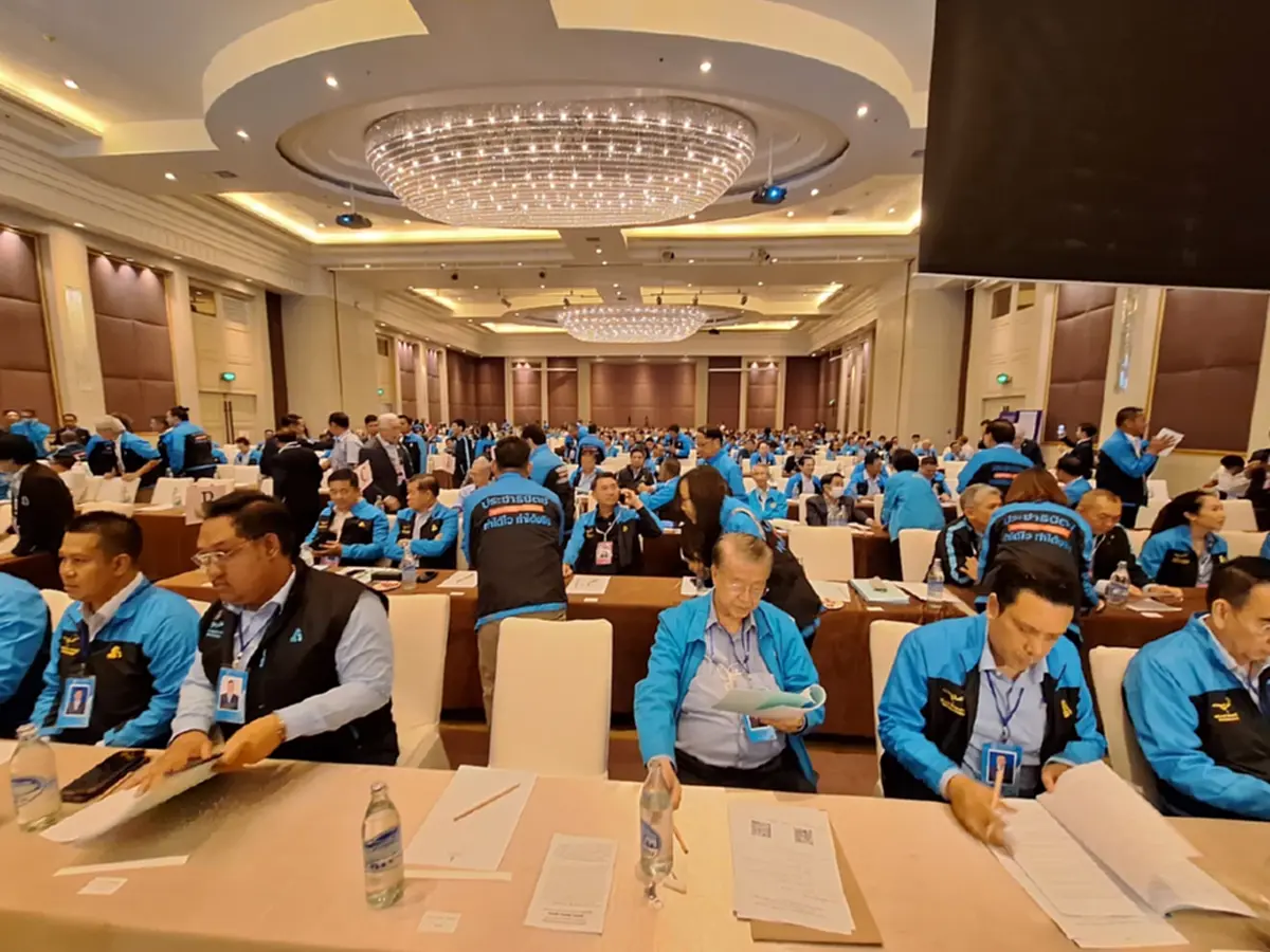 'ต่อพิฆาต' ผงาด 'หัวหน้าพรรคประชาธิปัตย์คนที่9' ด้วยคะแนนท่วมท้น 88.5%