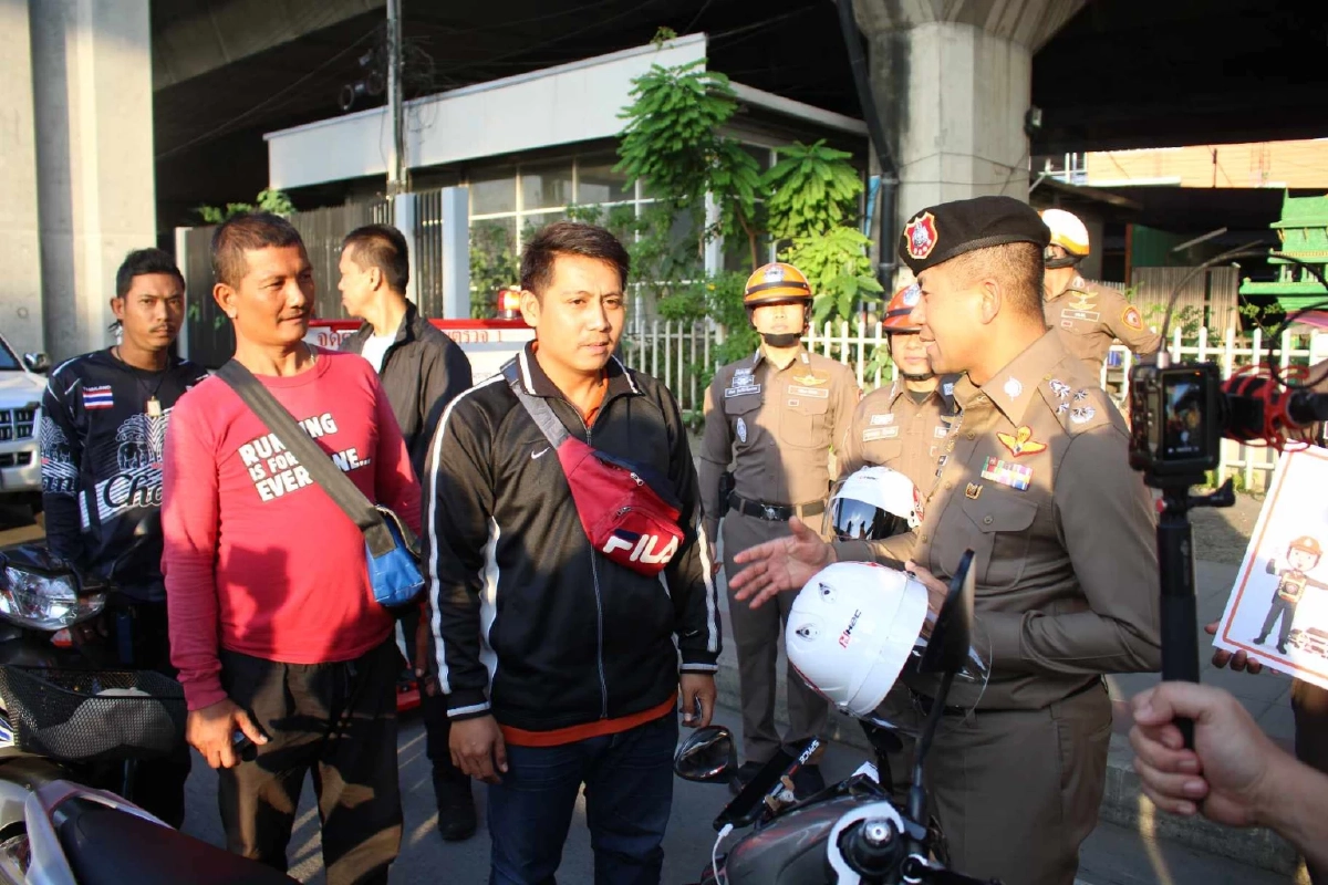 'บิ๊กโจ๊ก' ซัดแท็กซี่โกงราคามิเตอร์ ระวังไม่มีงานทำ