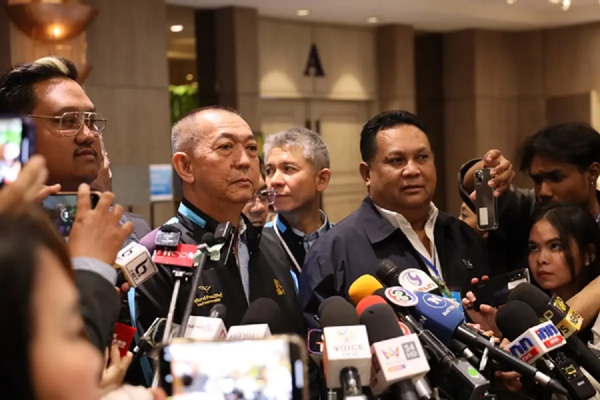 'เฉลิมชัย‘ ขอบคุณ ’ชวน-บัญญัติ'- สมาชิกพรรค ย้ำยึดอุดมการณ์ ‘ประชาธิปัตย์’