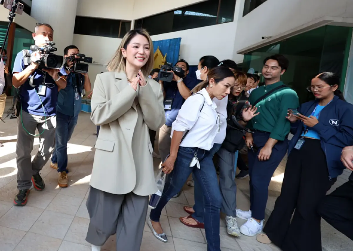 มาดามเดียร์ วทันยา  บุนนาค สมัครชิงหัวหน้า ปชป.คนที่ 9