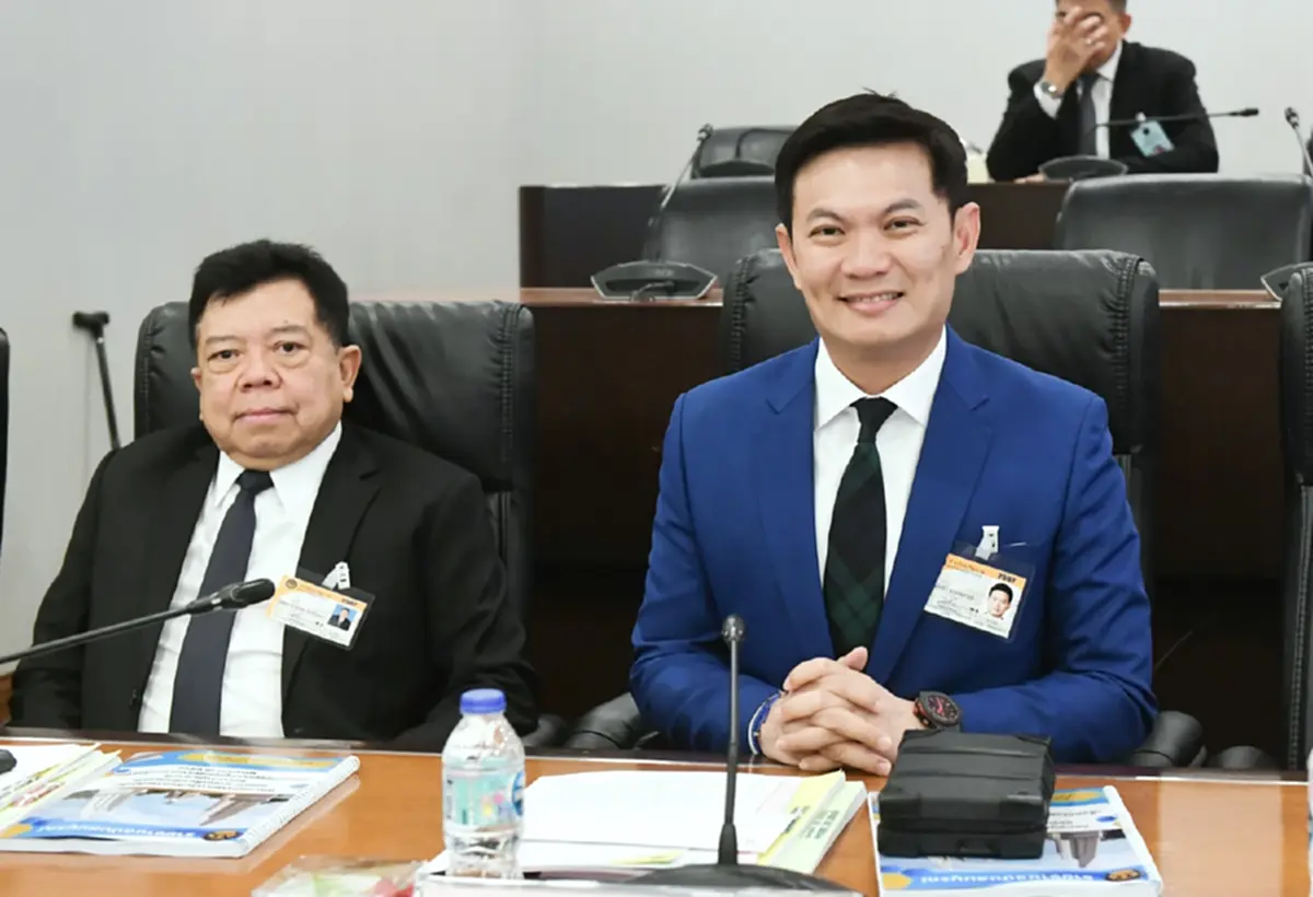 ศ.ดร.เอ้ สุชัชวีร์ สุวรรณสวัสดิ์ รองหัวหน้าพรรคประชาธิปัตย์