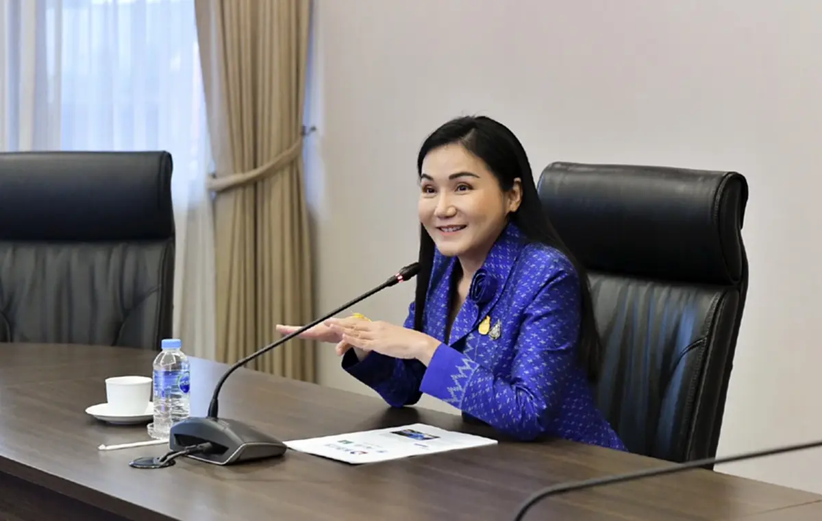 ศาสตราจารย์ นฤมล ภิญโญสินวัฒน์