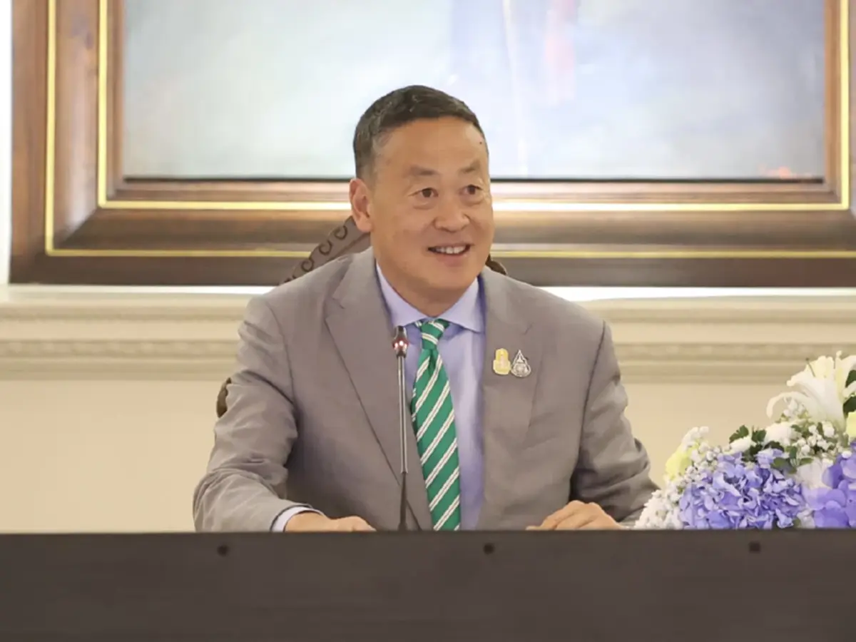 เศรษฐา ทวีสิน