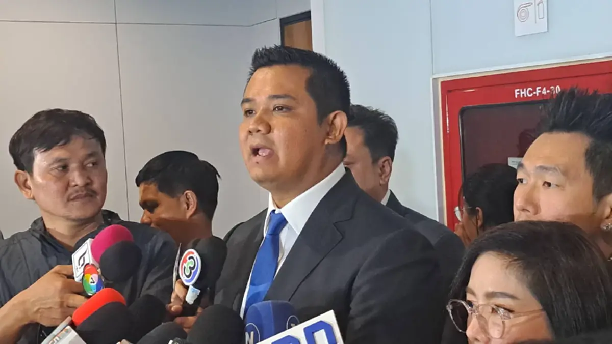 นายชัยชนะ เดชเดโช 