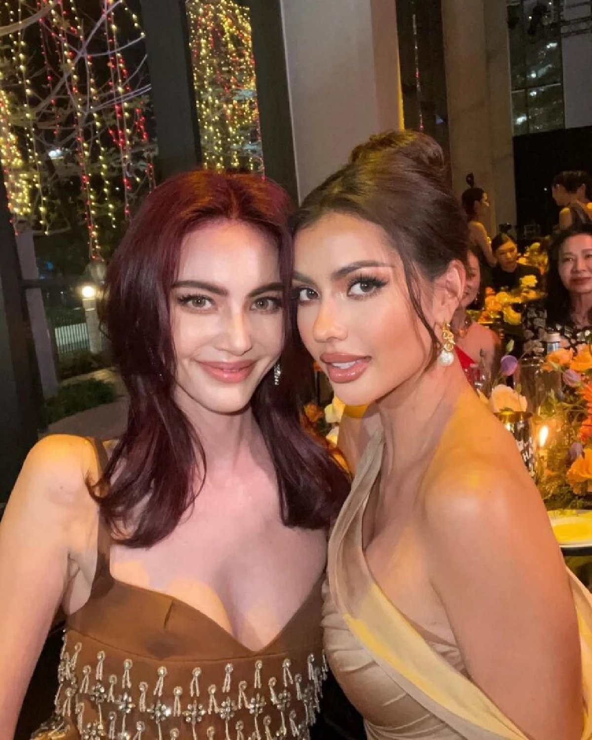 ชาวเน็ตว่า ‘ใหม่ ดาวิกา’ โดน ‘แอนโทเนีย’ แย่งซีน จนทั้งคู่ต้องออกมาพูด