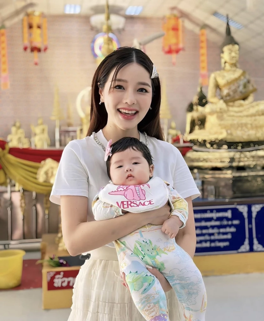 โซเชียลเดือดเก่ง ‘แอร์’ เลยต้องเคลียร์ดราม่า แจกนมจากเต้าให้เพื่อนชิม