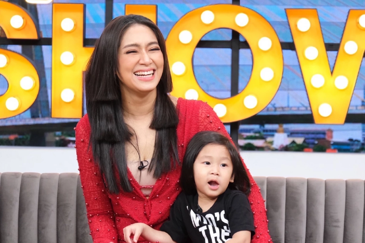 ยื่นคำขาด 'มิค บรมวุฒิ' โกรธ 'เบนซ์ พรชิตา' หวิดบ้านแตก