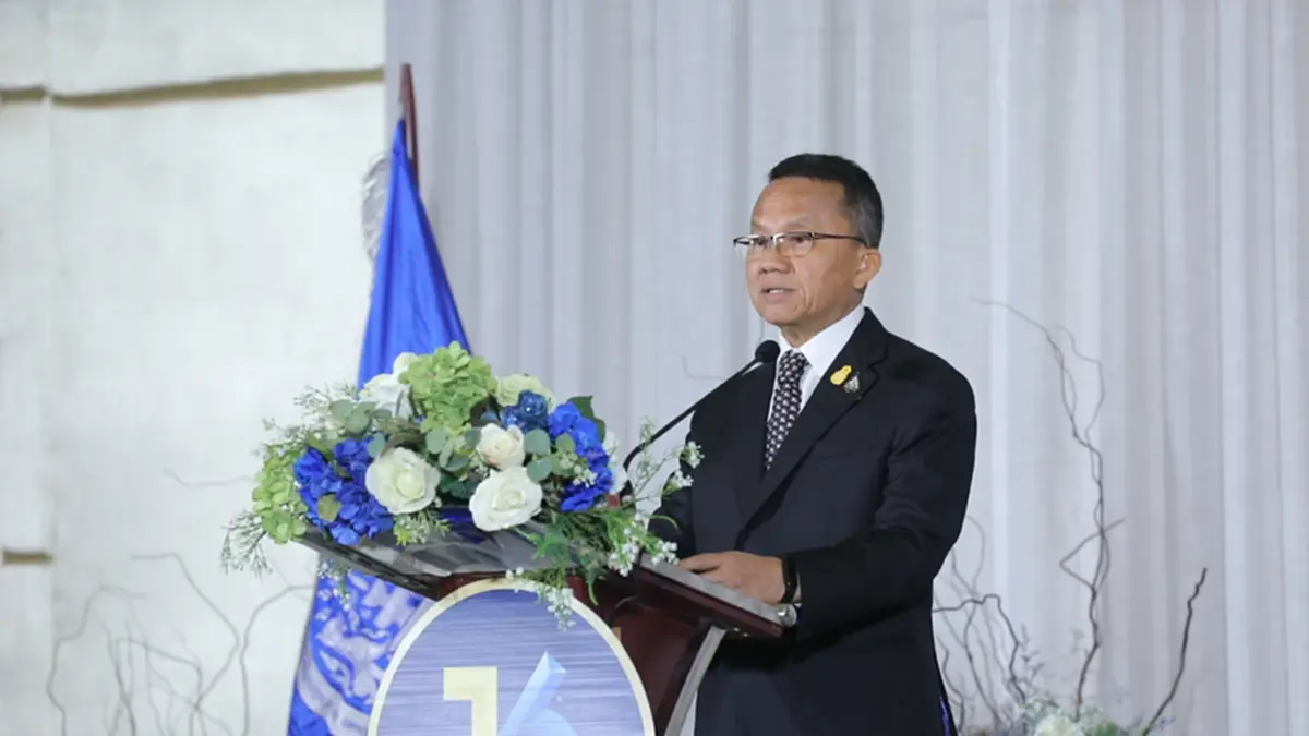 นายสมศักดิ์ เทพสุทิน