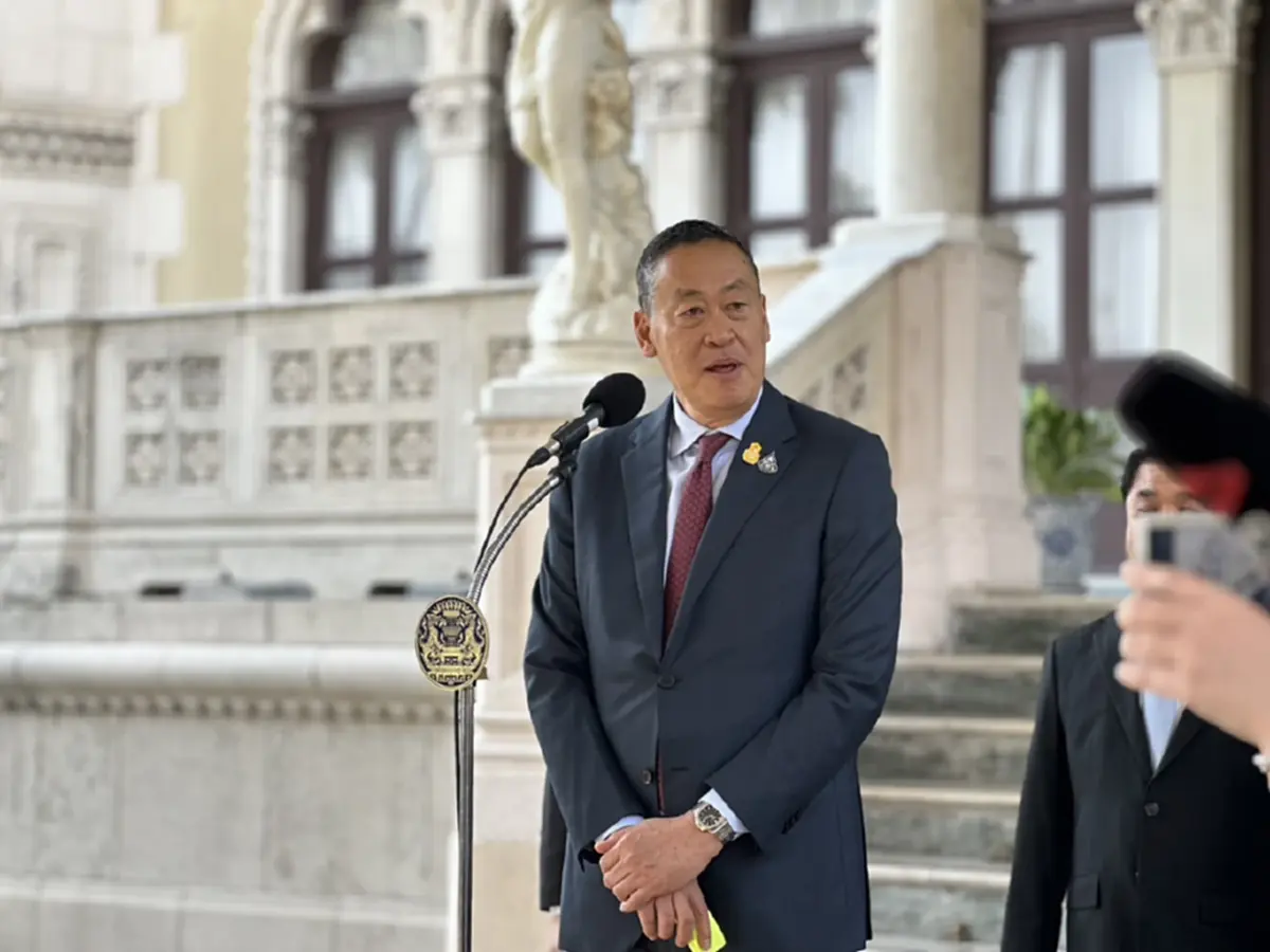 นายเศรษฐา ทวีสิน นายกรัฐมนตรี และ รมว.คลัง