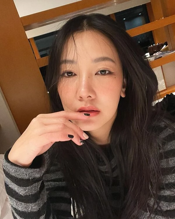 สลัดคราบนางเอก ‘นุ่น วรนุช’ ซัดโซจูสภาพหัวฟูที่เกาหลี ‘ออมม่า ลำยอง’