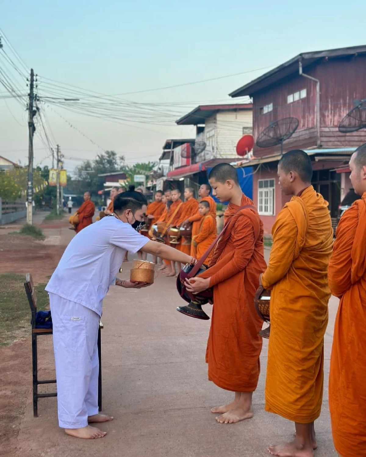 เลขเด็ด 'เก่ง ธชย'  ได้เลขสวย เลขดัง ลุ้นหวย 17/1/67 หลังปฏิบัติธรรมวันเกิด