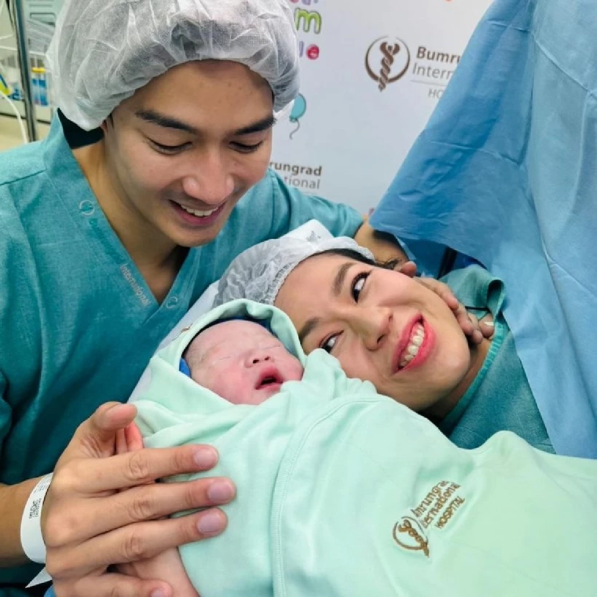 คลอดแล้ว ลูกชายของ ‘เป๊ก-นิว’ งานดีตั้งแต่ออกจากท้องแม่