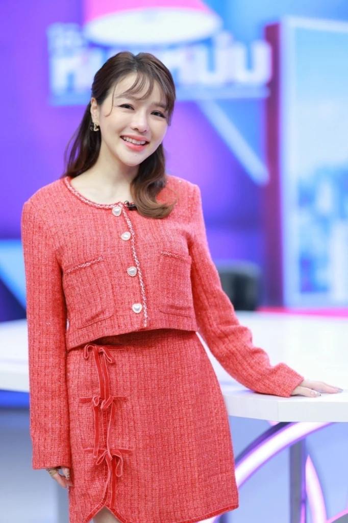 โซเชียลเดือดเก่ง ‘แอร์’ เลยต้องเคลียร์ดราม่า แจกนมจากเต้าให้เพื่อนชิม