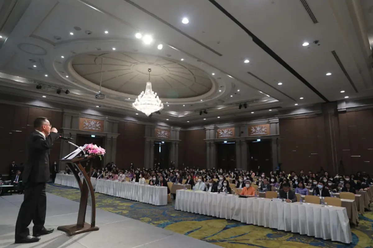 'สมศักดิ์' กำชับ 'ผู้ตรวจราชการ' เดินงานตามนโยบายรัฐบาล