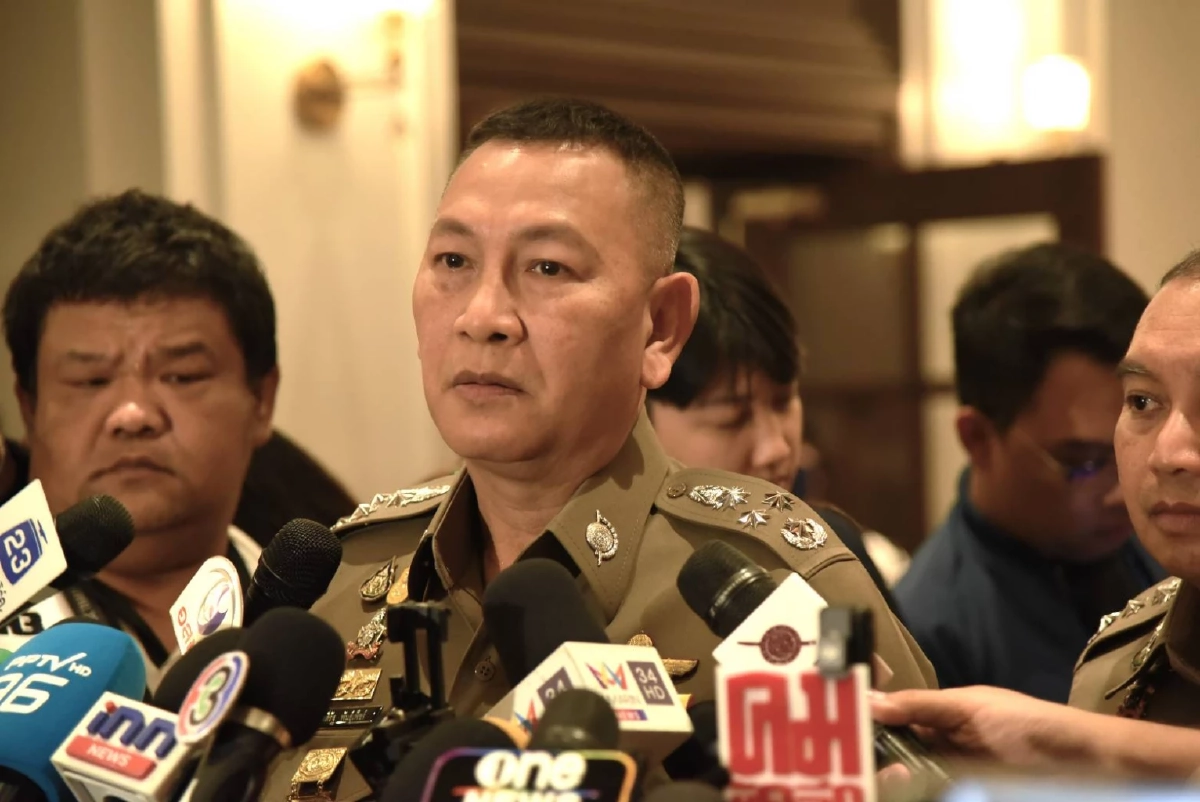 พล.ต.อกิตติ์รัฐ พันธุ์เพ็ชร์ รองผู้บัญชาการตำรวจแห่งชาติ 