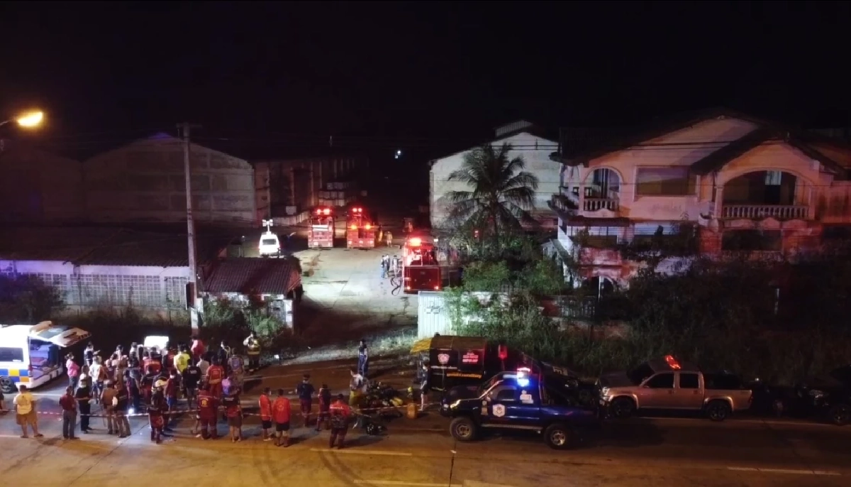 ไฟไหม้โรงงานเก็บสารเคมี จ.พระนครศรีอยุธยา 