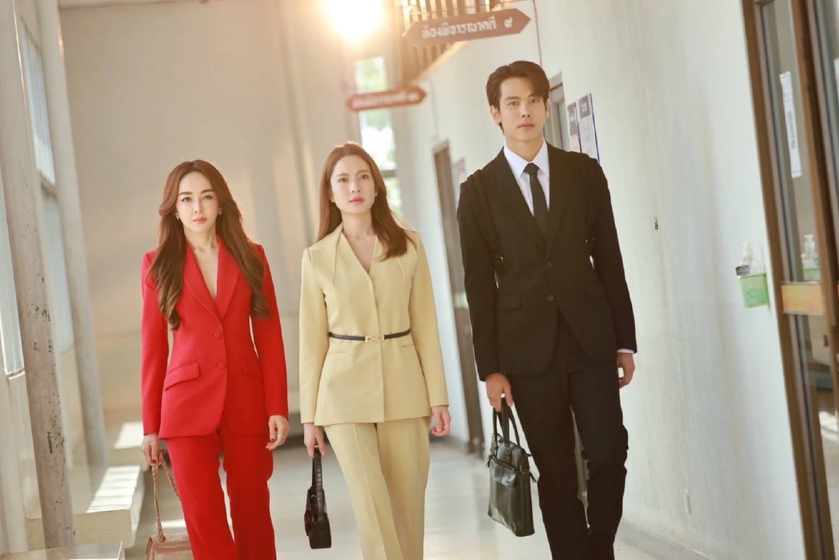 ดั่งตั้งใจ! 'แอฟ ทักษอร' ปลื้ม 'สงครามสมรส' สะท้อนข้อคิดครอบครัวตามที่หวัง