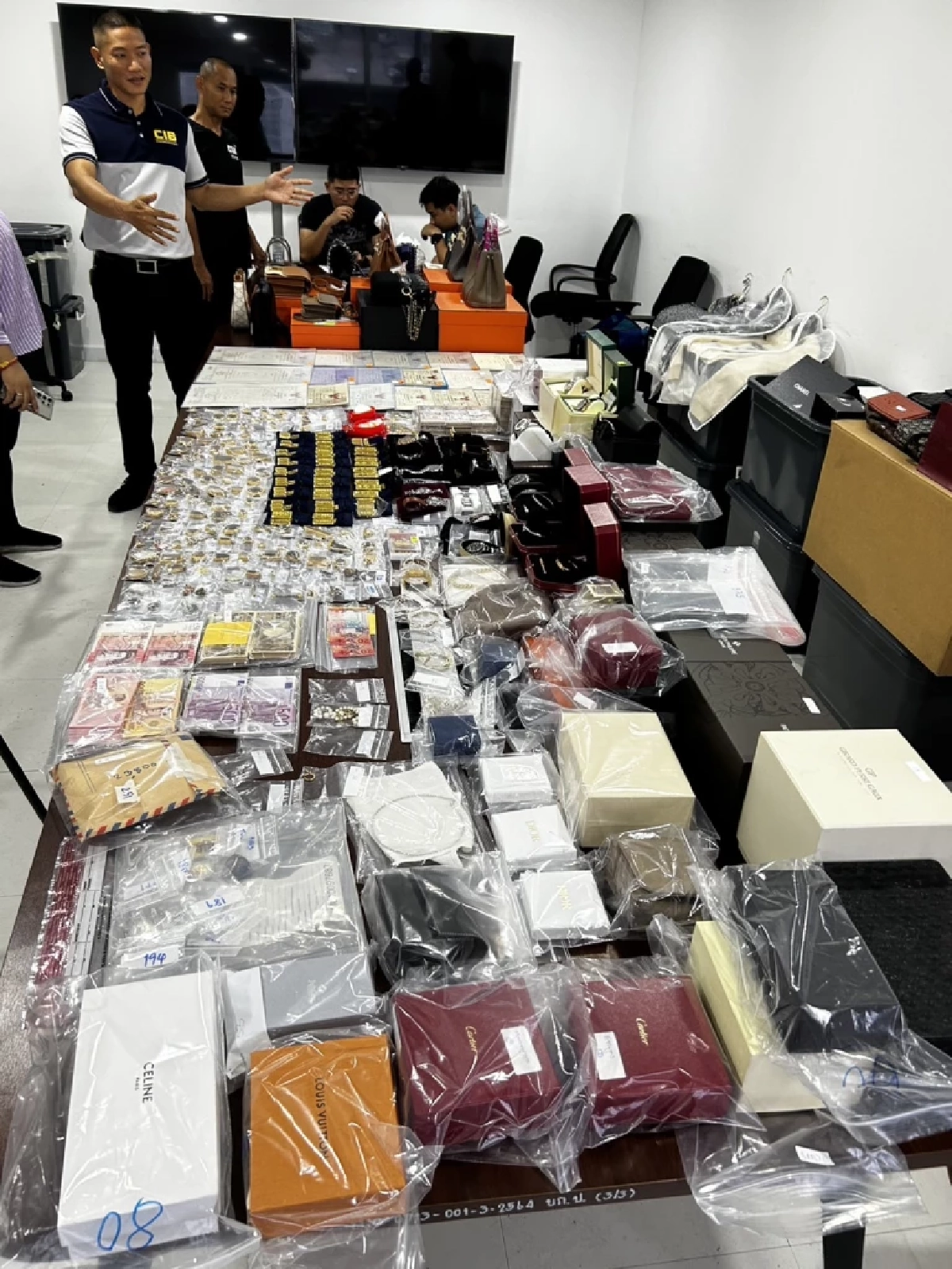 เปิดกรุทรัพย์สิน หลานเจ้าของแหนมดอนเมือง