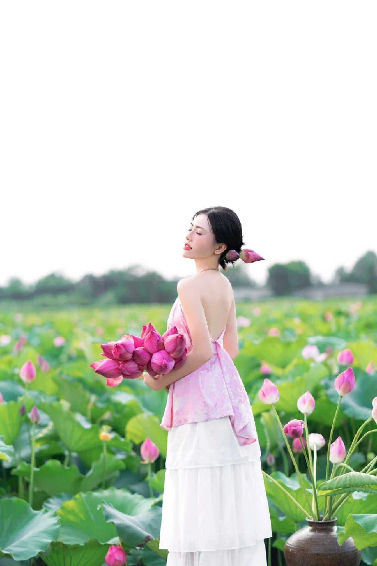 \"ดอกบัว\" ดอกไม้แห่งจิตวิญญาณ ของชาวพุทธในเวียดนาม 